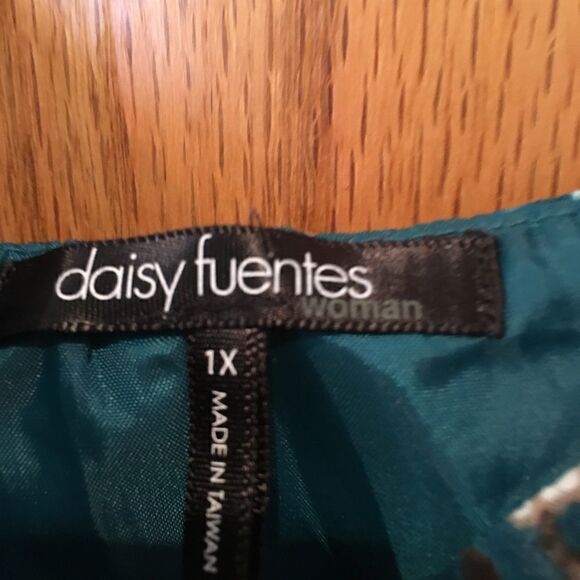 Daisy Fuentes silky Sexy Camisole - Picture 4 of 6